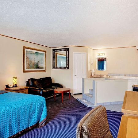 Days Inn By Wyndham Lafayette Near Lafayette Airport Dış mekan fotoğraf